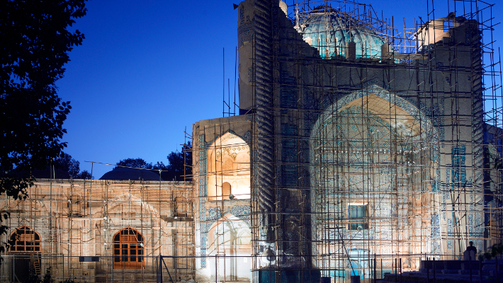 Exterior of the Khvajeh Abu Nasr Parsa shrine.